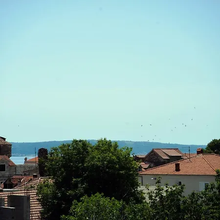 Apartman Roof Cambi *
